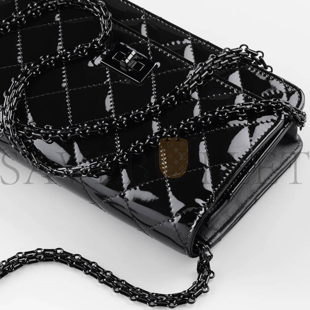 CHANEL 2.55 HANDBAG   A37586 B02281 94305 (24*16*7.5cm)